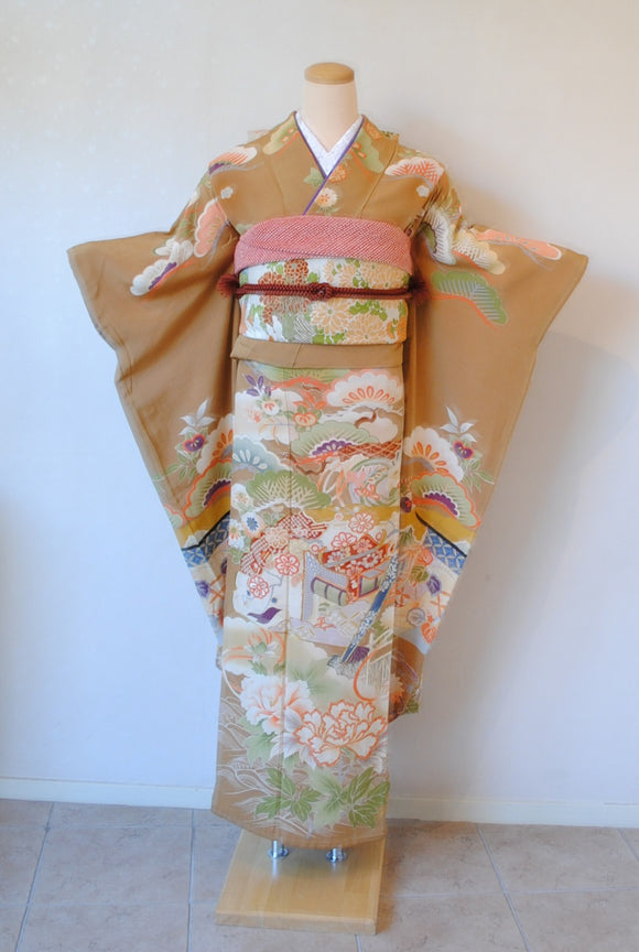 No.263 御所車に松文様錦紗振袖