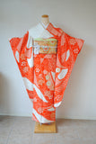 No.306  朱色絞り熨斗文様菊花刺繍振袖