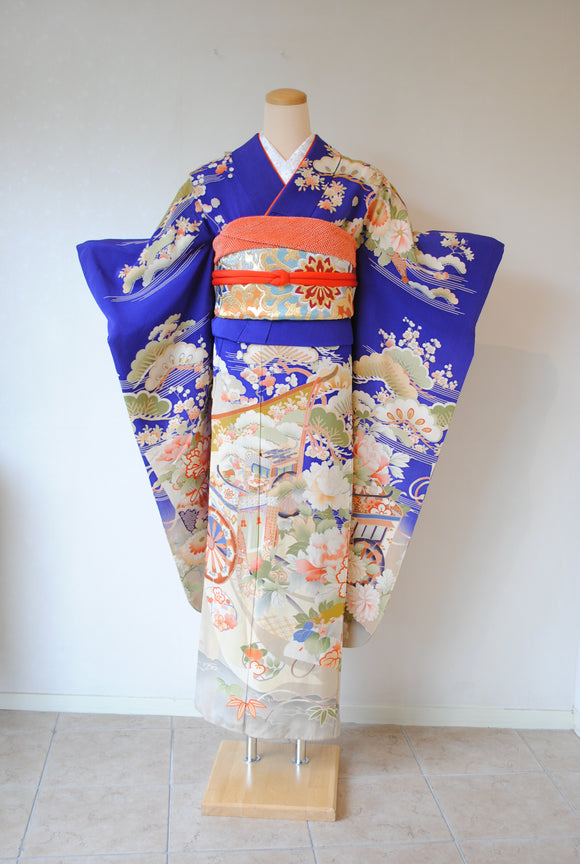 No.44 御簾に花車古典文様錦紗振袖
