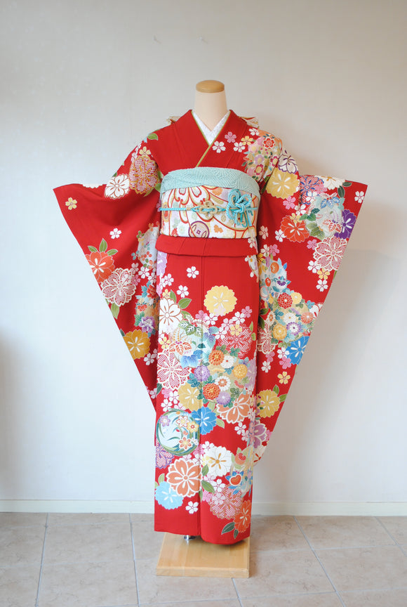 No.164 桜に花々文様縮緬振袖