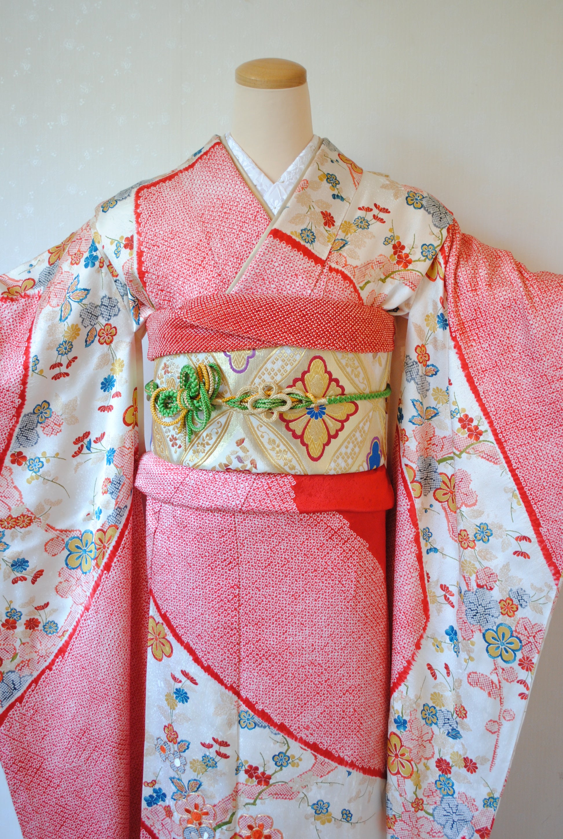 振袖　振り袖　染疋田 No.271 疋田絞り染め梅紋様綸子振袖 – 灯屋2オンラインショップ