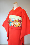 No.190 赤無地に花籠背紋縮緬振袖