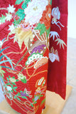 No.233 赤地花車文様刺繍綸子振袖　