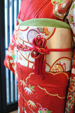 No.233 赤地花車文様刺繍綸子振袖　
