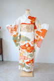 No.29 梅菊に雲取り竹文様刺繍振袖