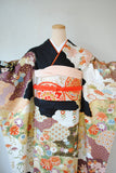 No.271 吉澤織物　吉祥雲取文様四季の花々刺繍振袖