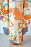 No.276 雲取りに菊牡丹文様刺繍振袖