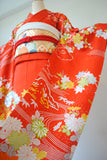 No.108 御所解文様刺繍縮緬赤振袖