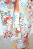 No.194　流水花籠文様綸子振袖