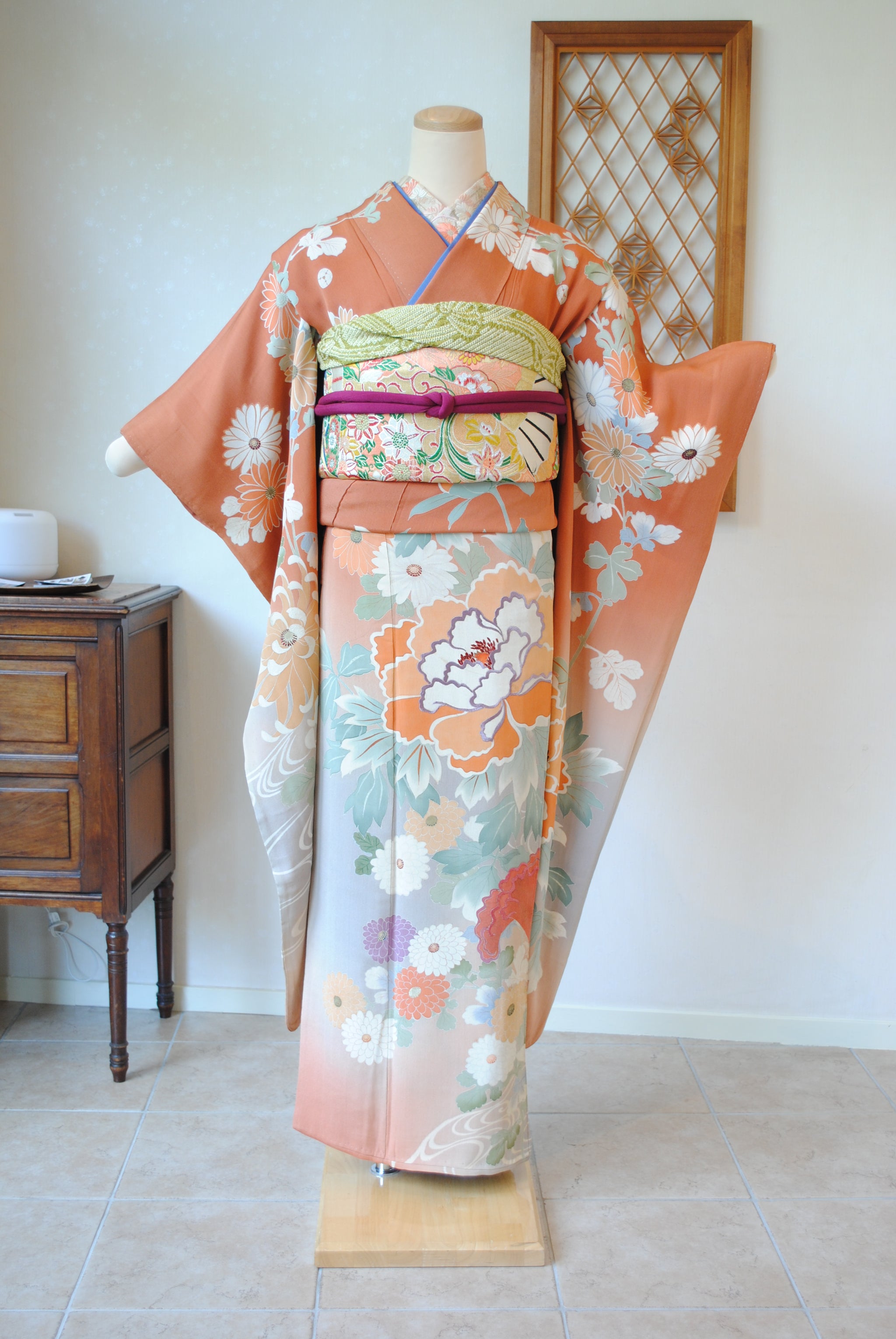 (あ862)アンティーク大振袖㊗️紫に金の幾何学模様 総刺繍✨️③点セット ☆朱赤地に束ね熨斗と宝尽くし七宝模様の逸品振袖 | MK振袖